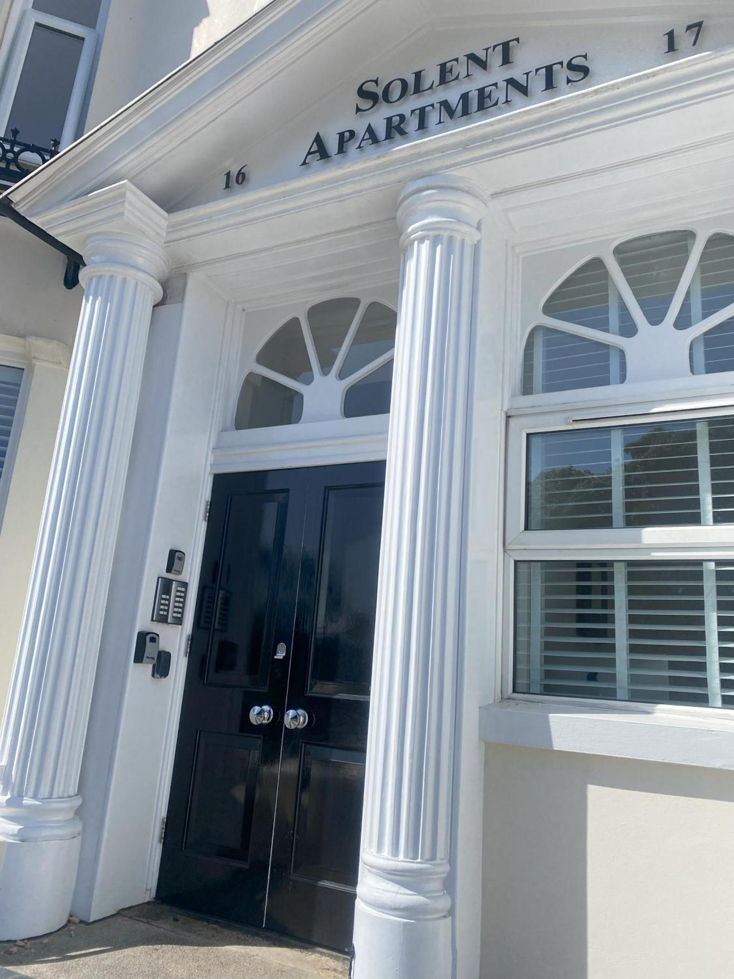 Solent Apartments ポーツマス エクステリア 写真